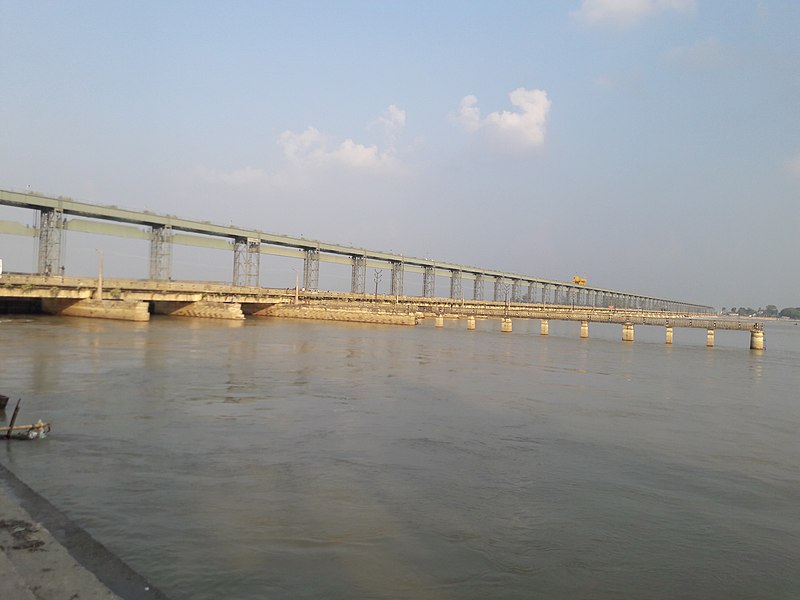 42 out of 56 Koshi Barrage Sluices Opened - OneWorld SouthAsia